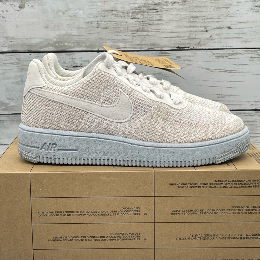 Nike Air Force 1 Crater Flyknit GS Sneaker Size 5.5Y = 7W White Photon Dust Shoe